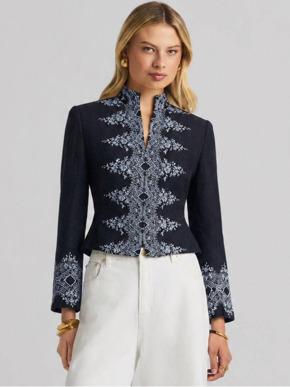 AUTH RARE St. John Embellished Knit Jacket | Size 2